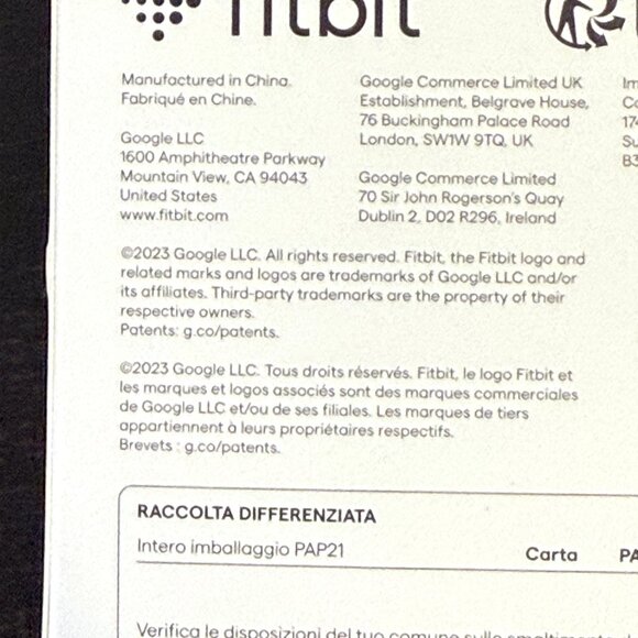 Fitbit - Unopened box Sense and Versa 3 Charging Cable - Black - Picture 5 of 10